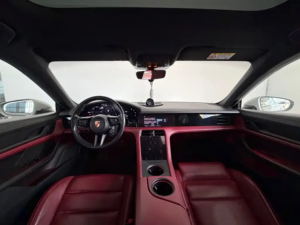 Porsche Taycan 2021 из CN, фото 8