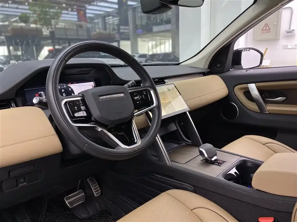 Land Rover Discovery Sport — фото 4