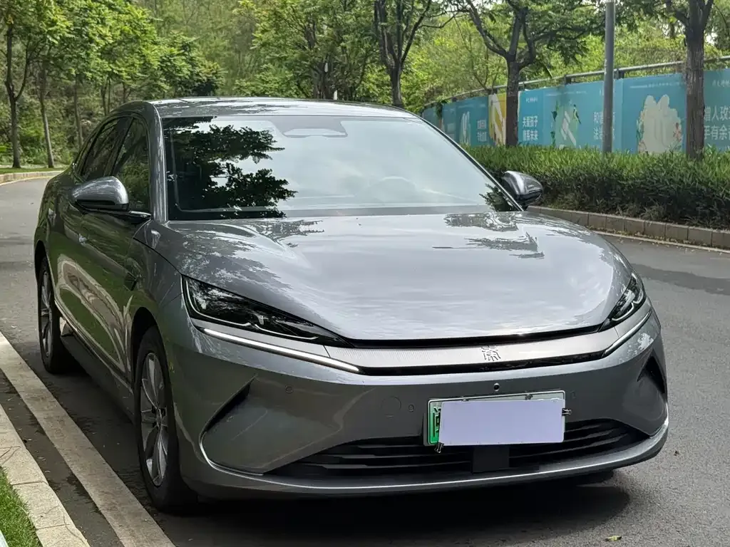 BYD Qin L — фото 9