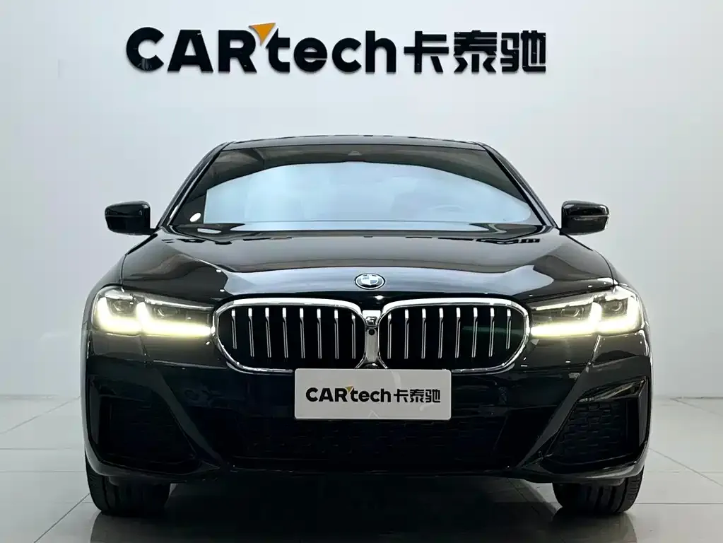 BMW 5 Series — фото 2
