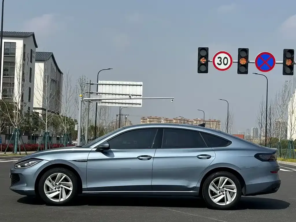 Volkswagen Lamando 2023 из CN, фото 7