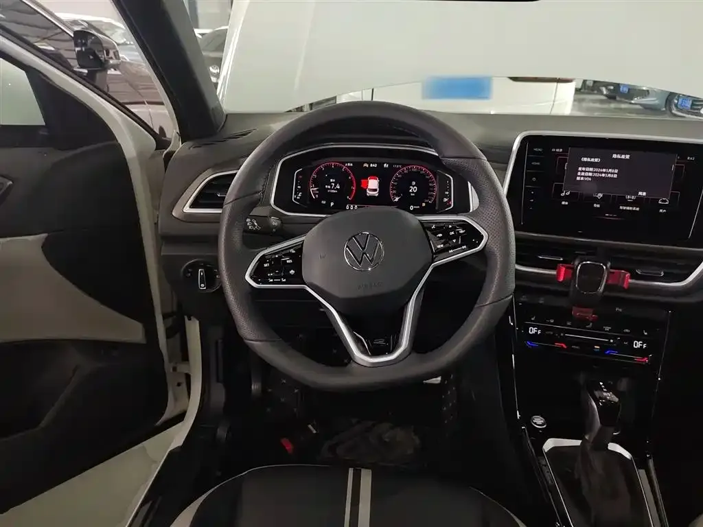Volkswagen T-Roc 2025 из CN, фото 9