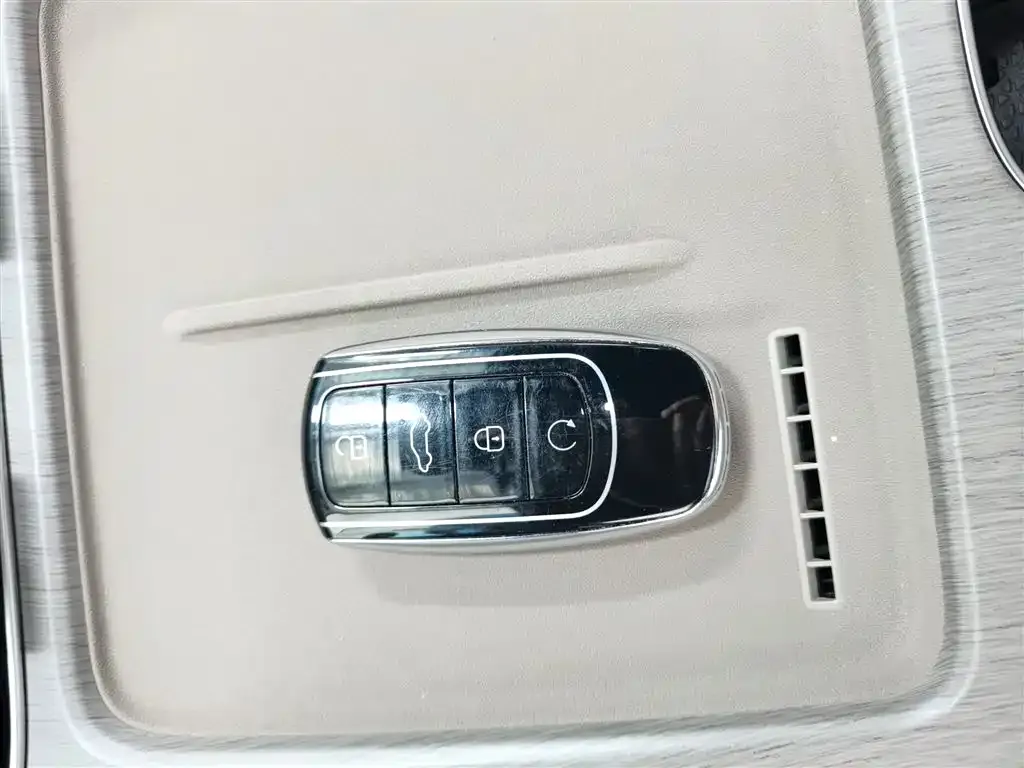 Chery Tiggo 8 PLUS — фото 10