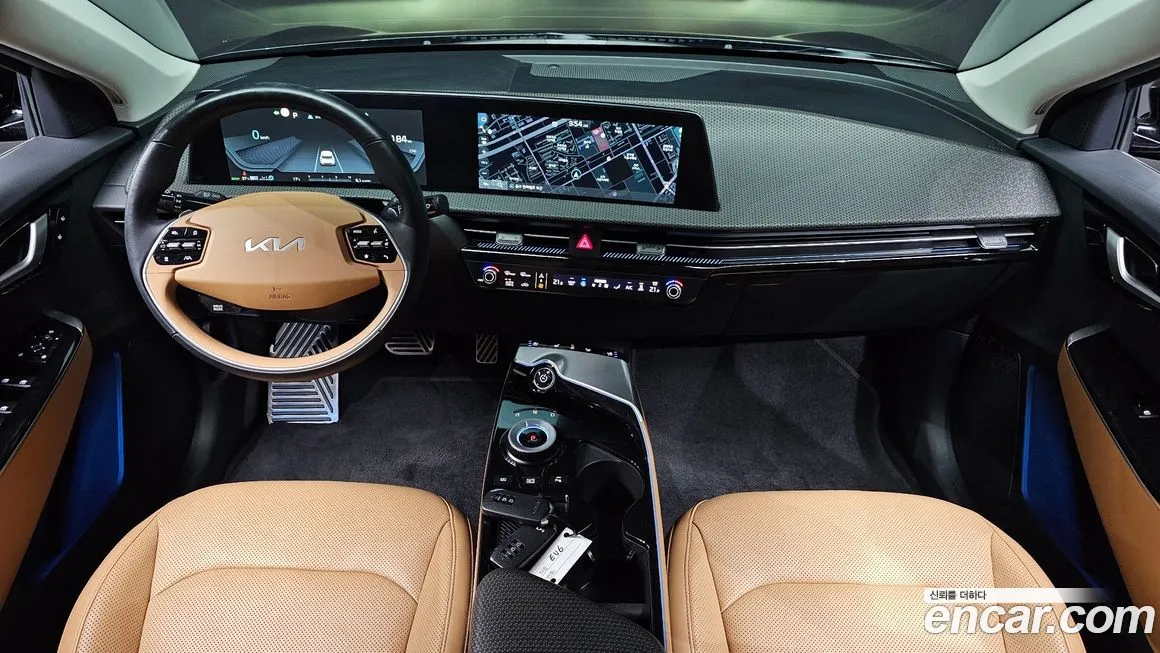Kia EV6 2023 из KR, фото 10