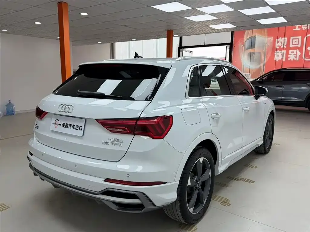 Audi Q3 — фото 5