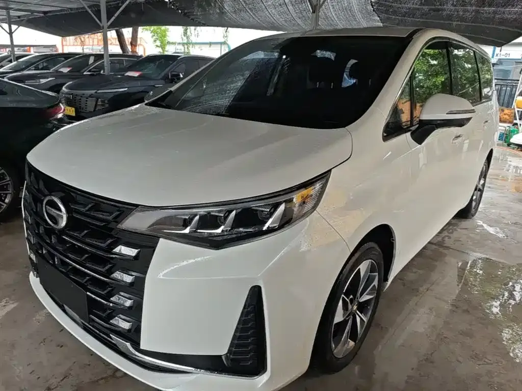GAC Motor Trumpchi M6 — фото 10