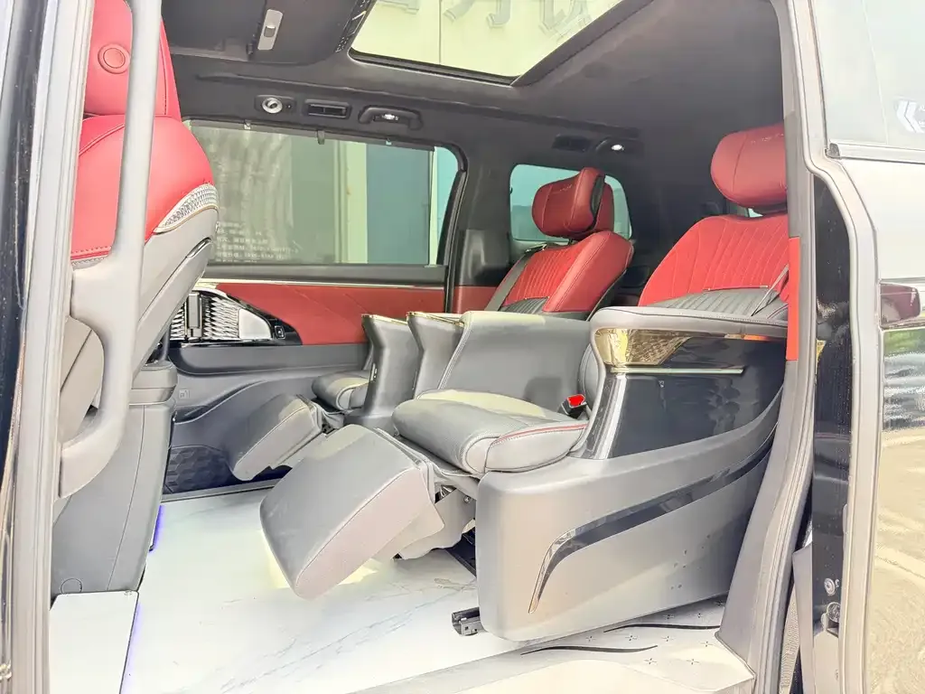 GAC Motor Trumpchi M8 — фото 4