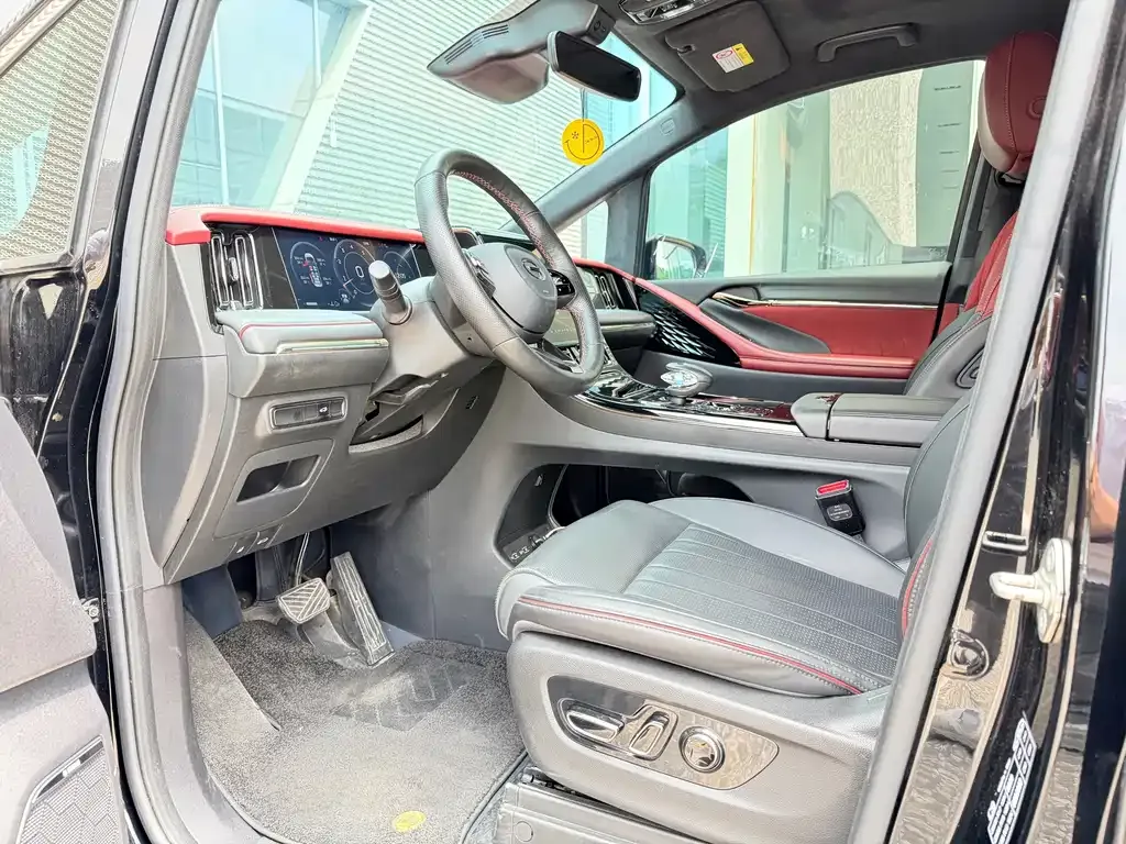 GAC Motor Trumpchi M8 — фото 6