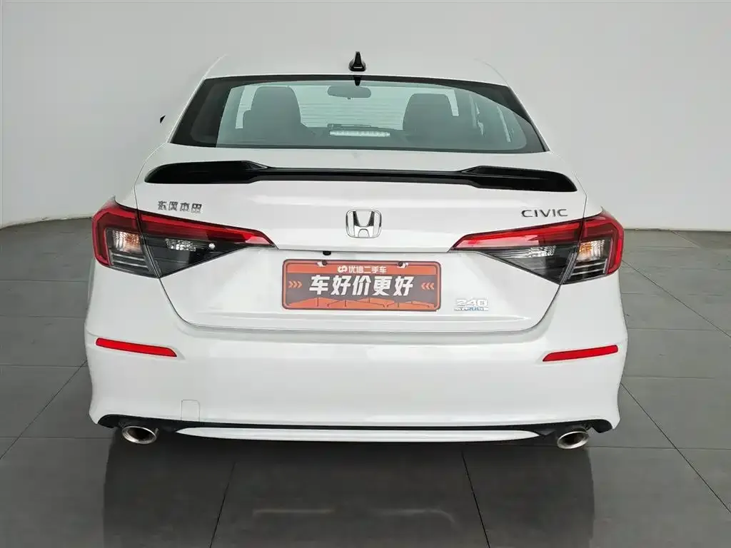 Honda Civic — фото 8