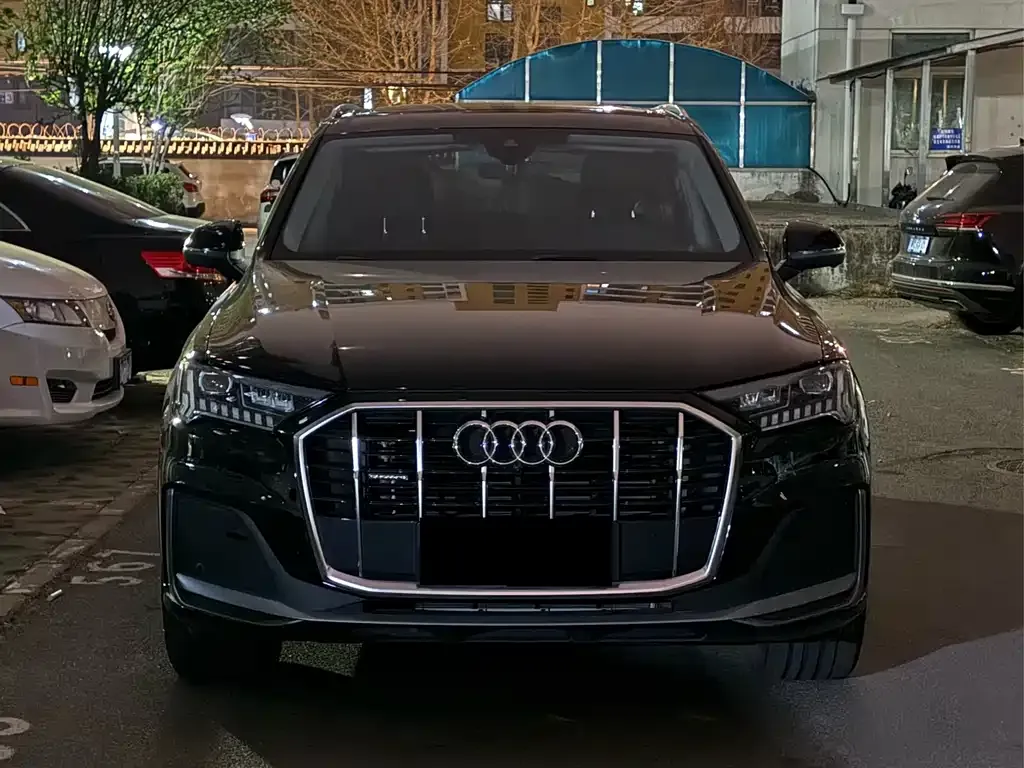 Audi Q7 — фото 7