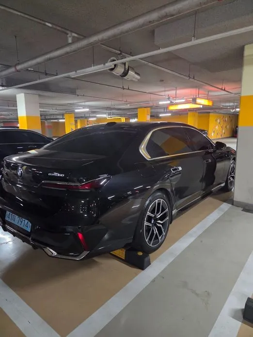 BMW i7 2024 из KR, фото 2