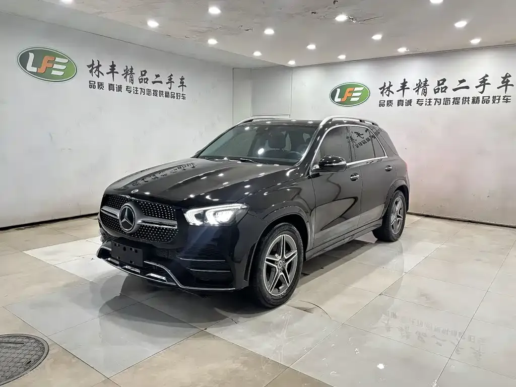 Mercedes-Benz GLE — фото 1