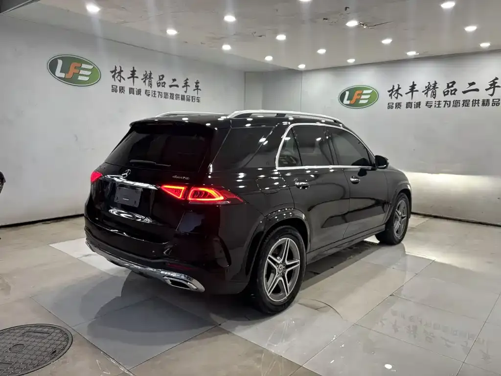 Mercedes-Benz GLE — фото 10