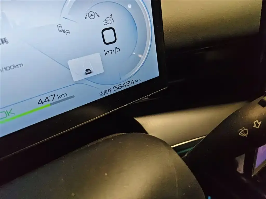 BYD Seal — фото 3