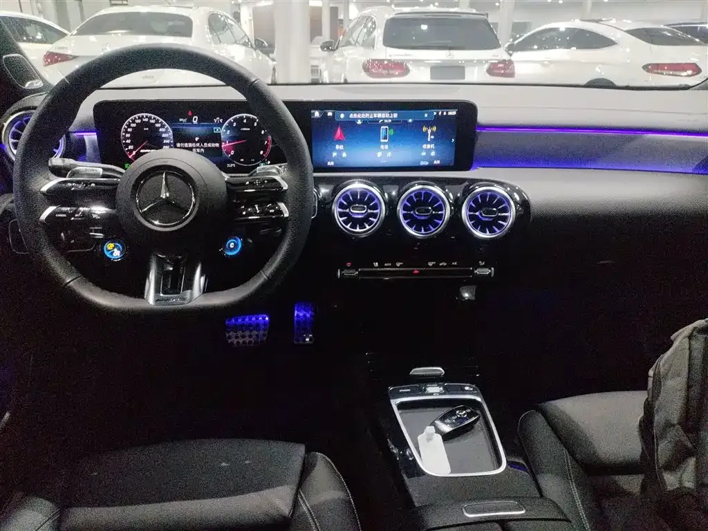 Mercedes-Benz A-Class AMG — фото 9