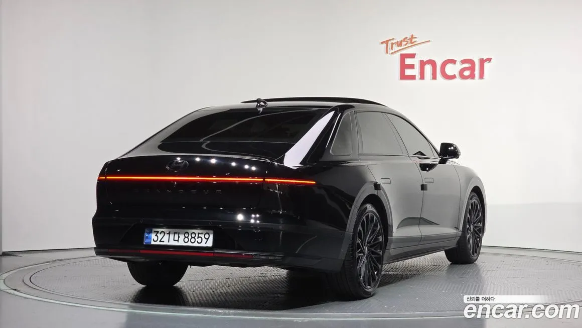 Hyundai Grandeur 2023 из KR, фото 8