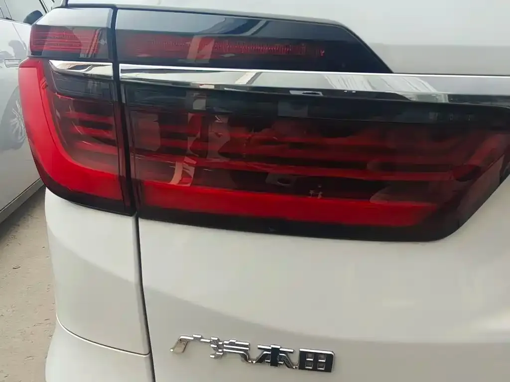 Honda Odyssey 2023 из CN, фото 2