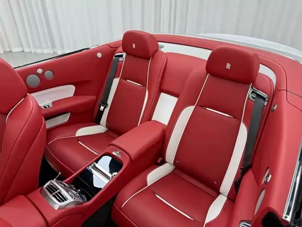 Rolls-Royce Dawn 2021 из CN, фото 3