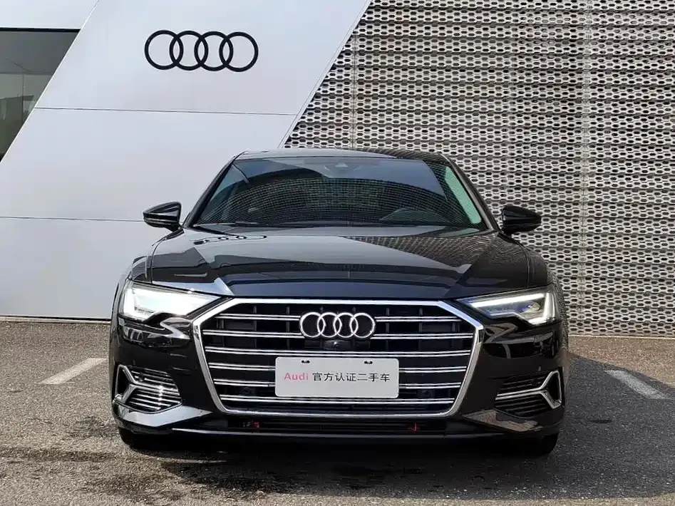 Audi A6L — фото 8