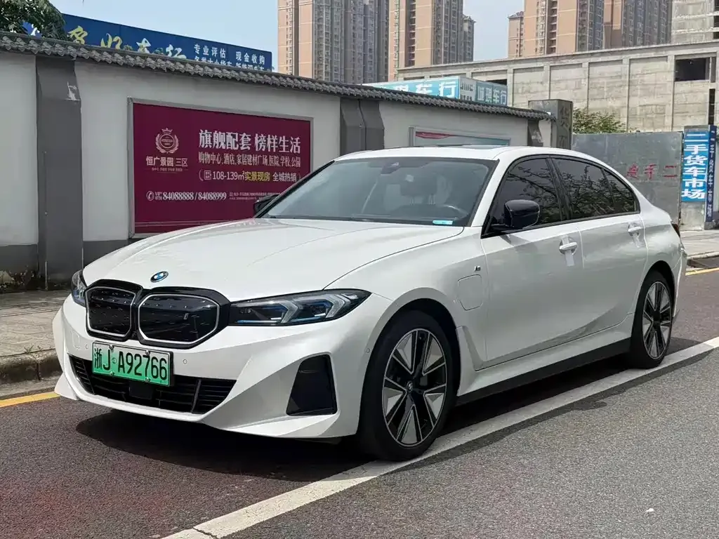BMW i3 — фото 1