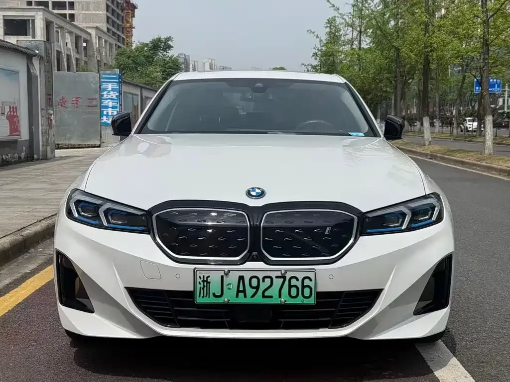 BMW i3 — фото 9