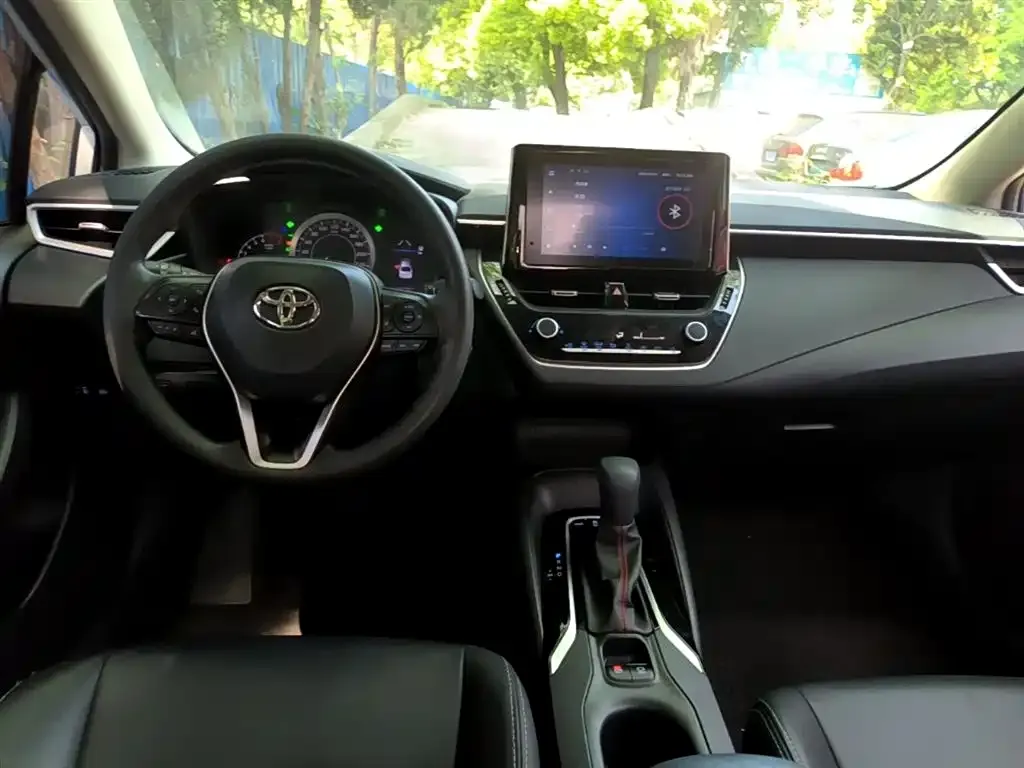 Toyota Corolla 2022 из CN, фото 3