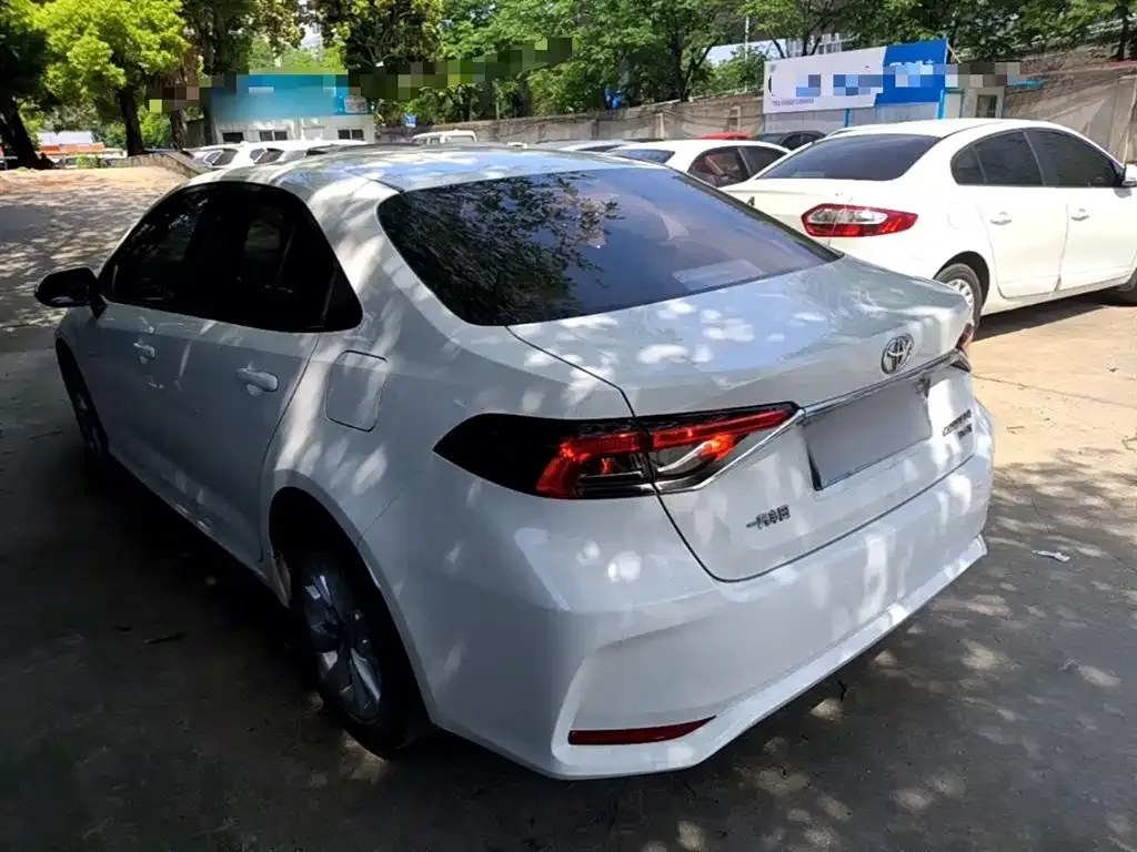 Toyota Corolla 2022 из CN, фото 7