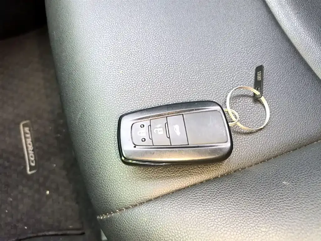Toyota Corolla 2022 из CN, фото 10