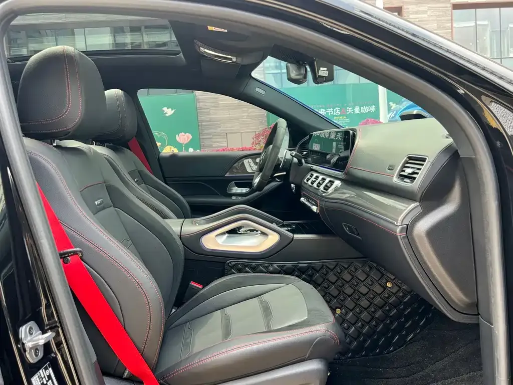 Mercedes-Benz GLE Coupe AMG — фото 5