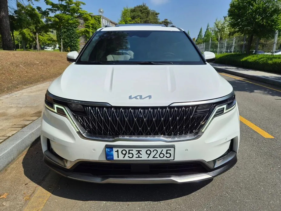Kia Carnival 2023 из KR, фото 1