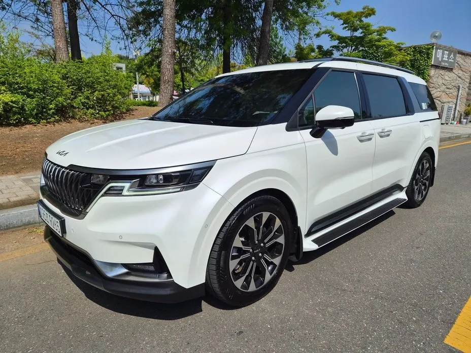 Kia Carnival 2023 из KR, фото 9