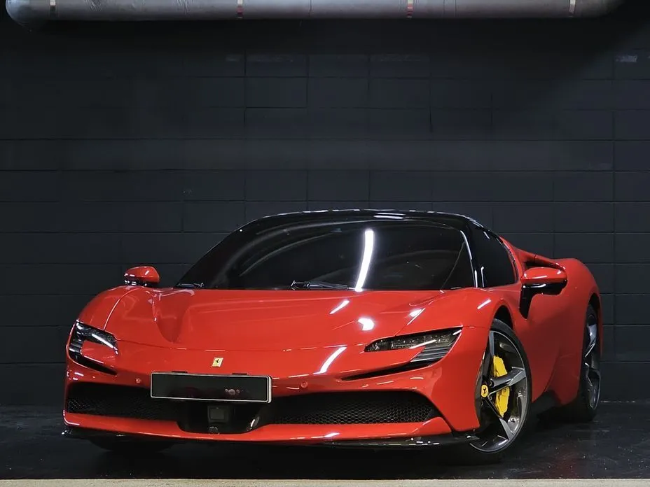 Ferrari SF90