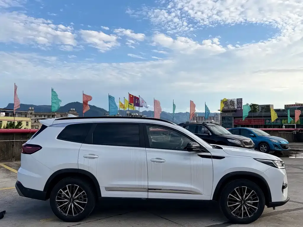 Chery Tiggo 8 PRO — фото 3