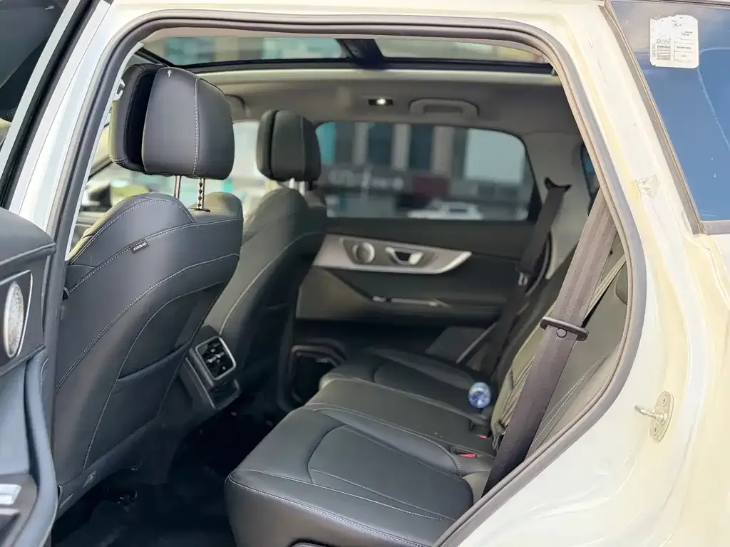 Chery Tiggo 8 PRO — фото 10