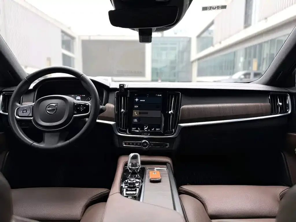 Volvo S90 2021 из CN, фото 6