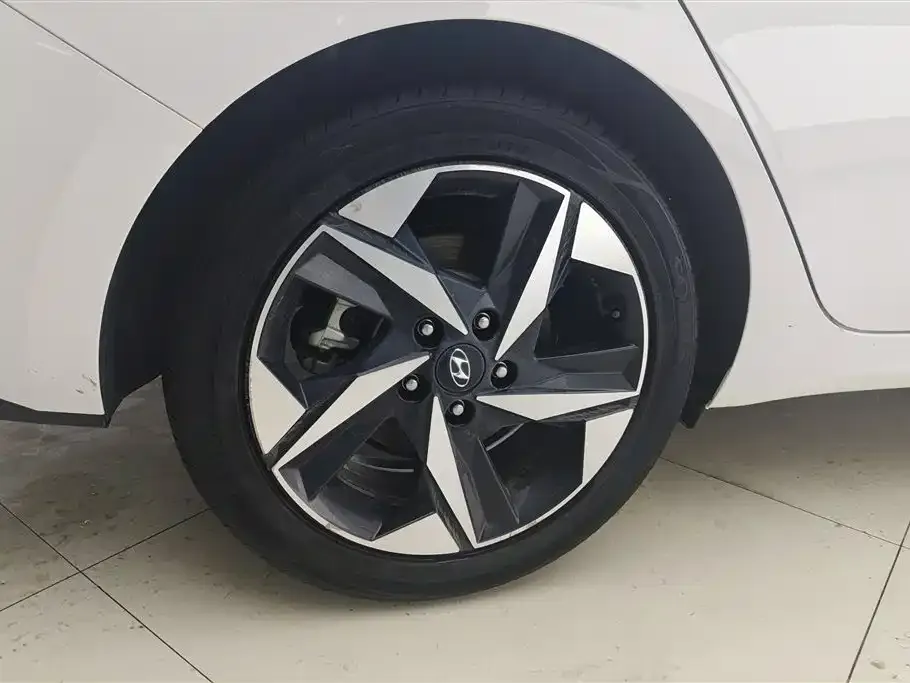 Hyundai Elantra 2021 из CN, фото 5