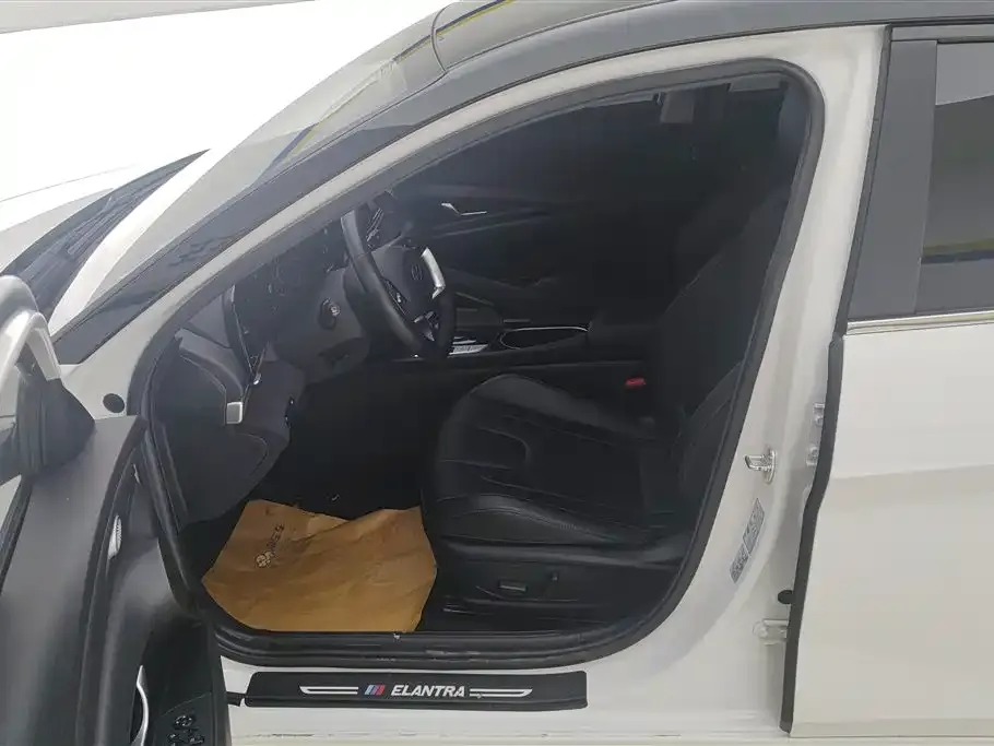 Hyundai Elantra 2021 из CN, фото 9