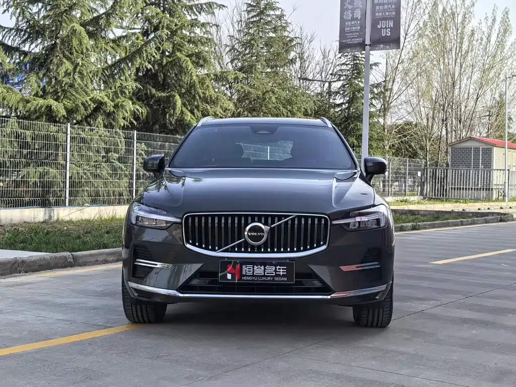 Volvo XC60 — фото 4