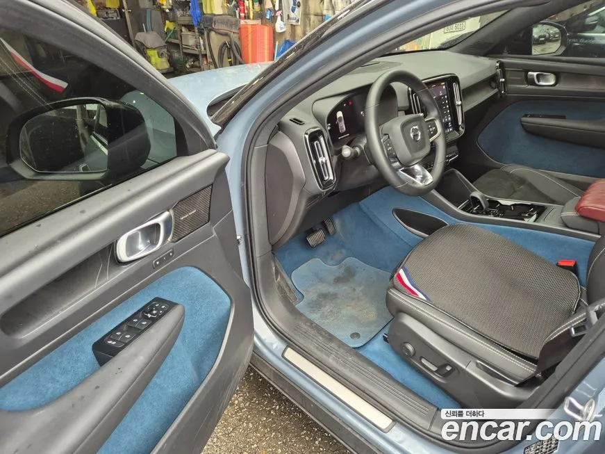 Volvo C40 2022 из KR, фото 8