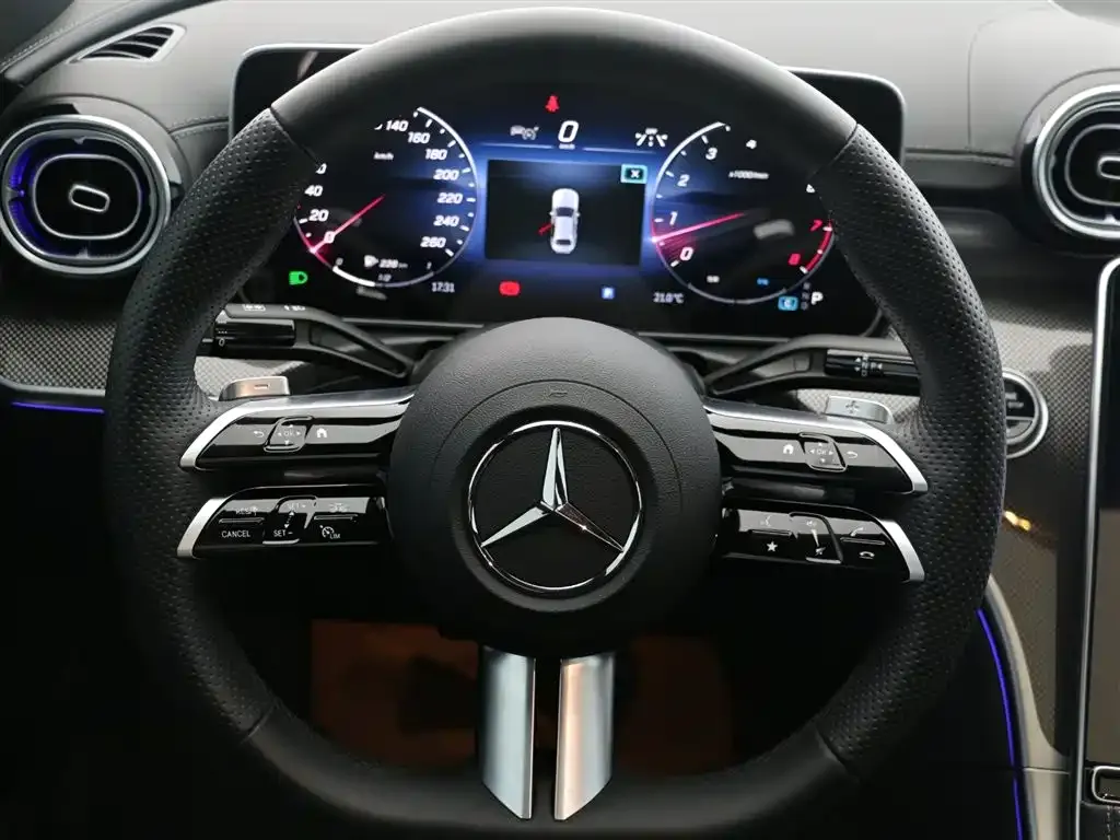 Mercedes-Benz C-Class — фото 9