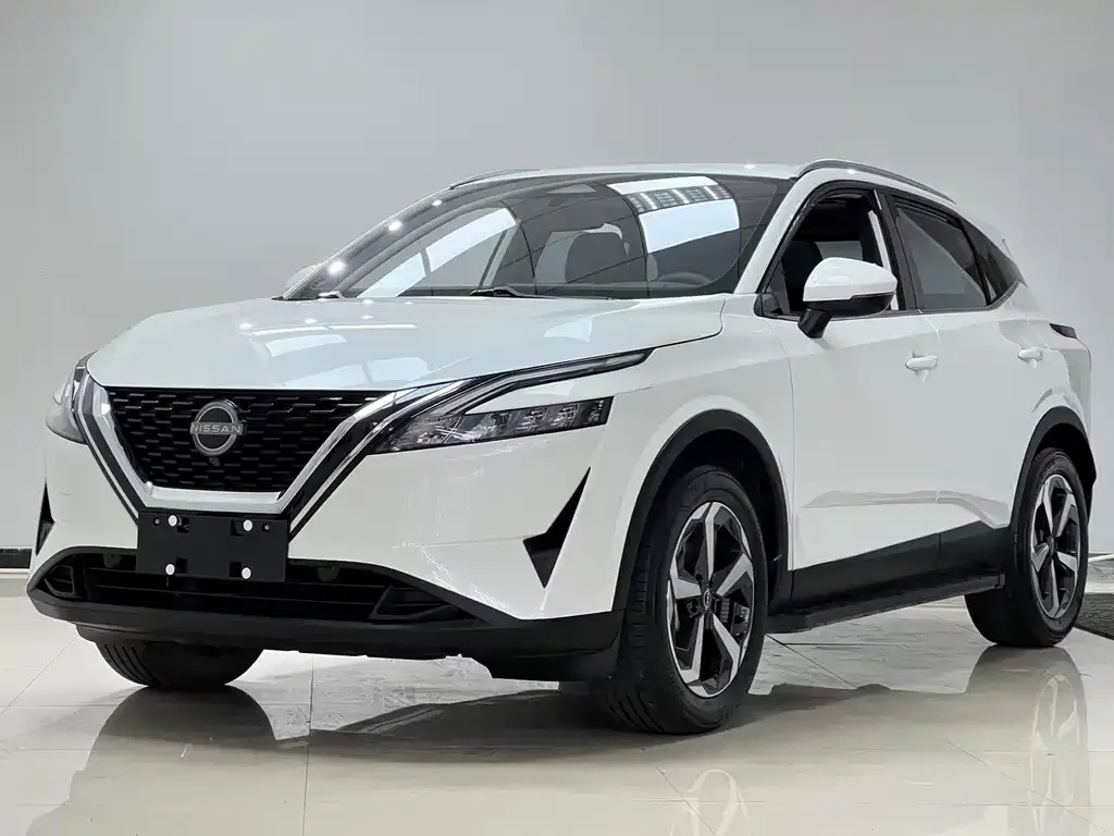 Nissan Qashqai — фото 1