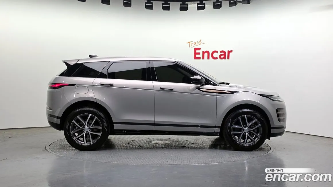 Land Rover Range Rover Evoque — фото 3