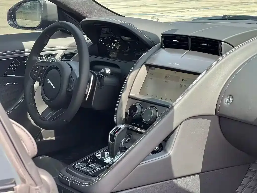 Jaguar F-TYPE 2024 из CN, фото 4