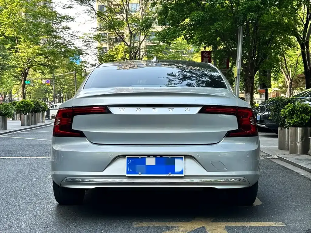 Volvo S90 — фото 6