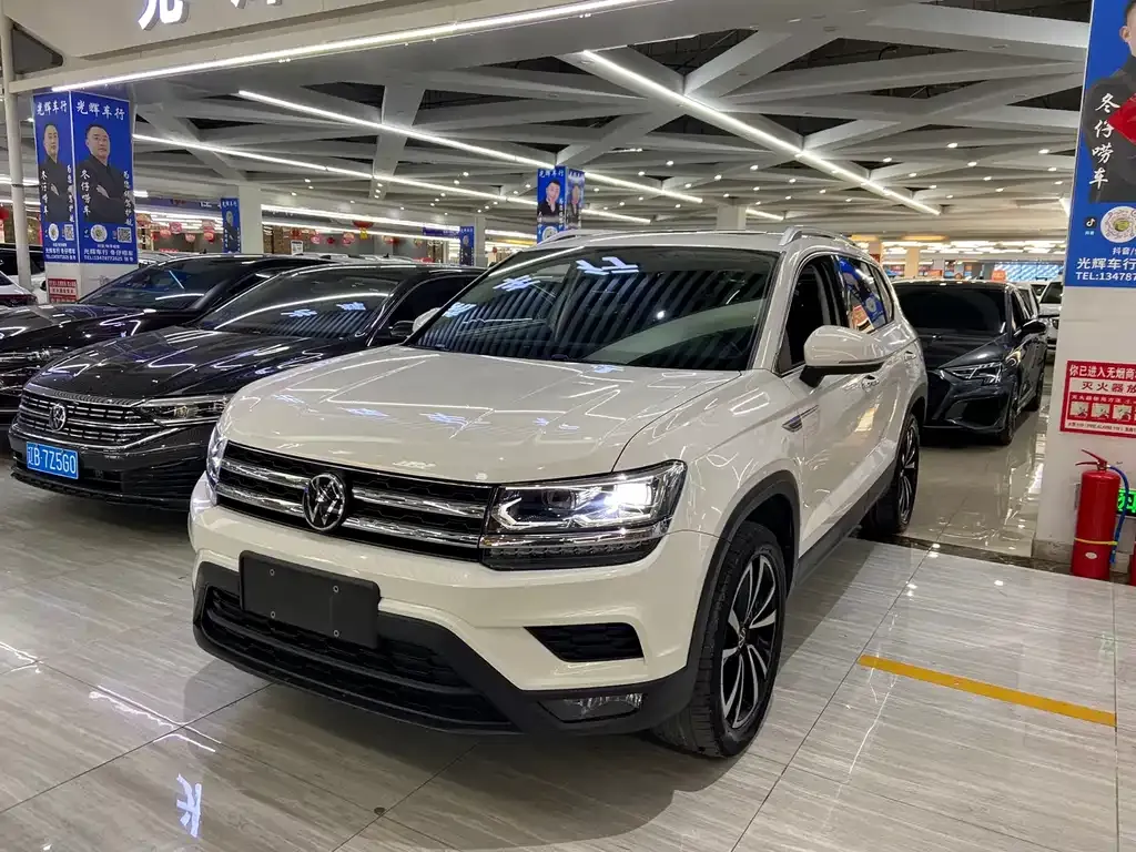 Volkswagen Tharu — фото 1