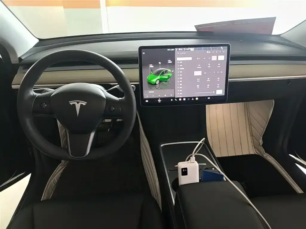 Tesla Model Y — фото 5