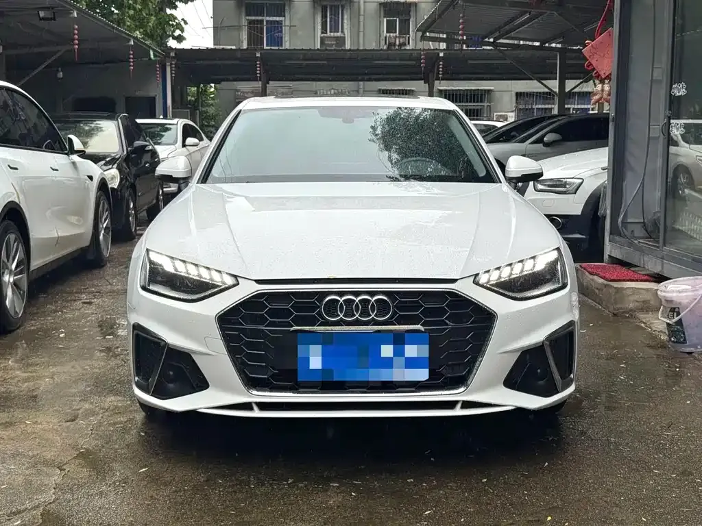 Audi A4L 2021 из CN, фото 7