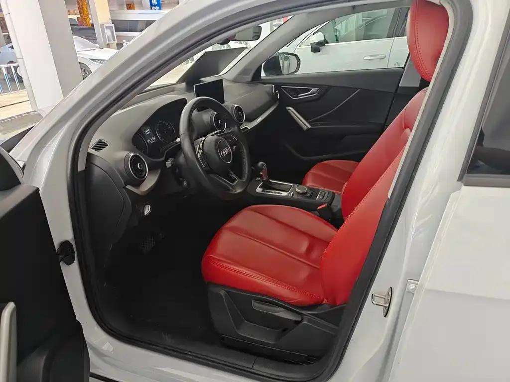 Audi Q2L 2021 из CN, фото 5