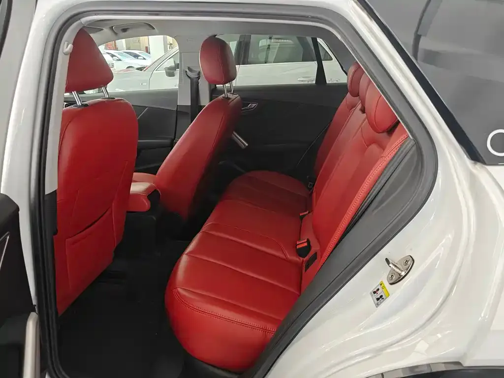 Audi Q2L 2021 из CN, фото 2
