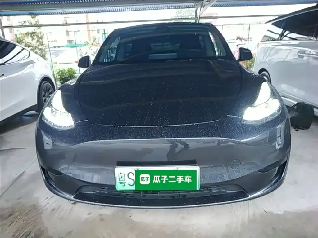 Tesla Model Y — фото 6